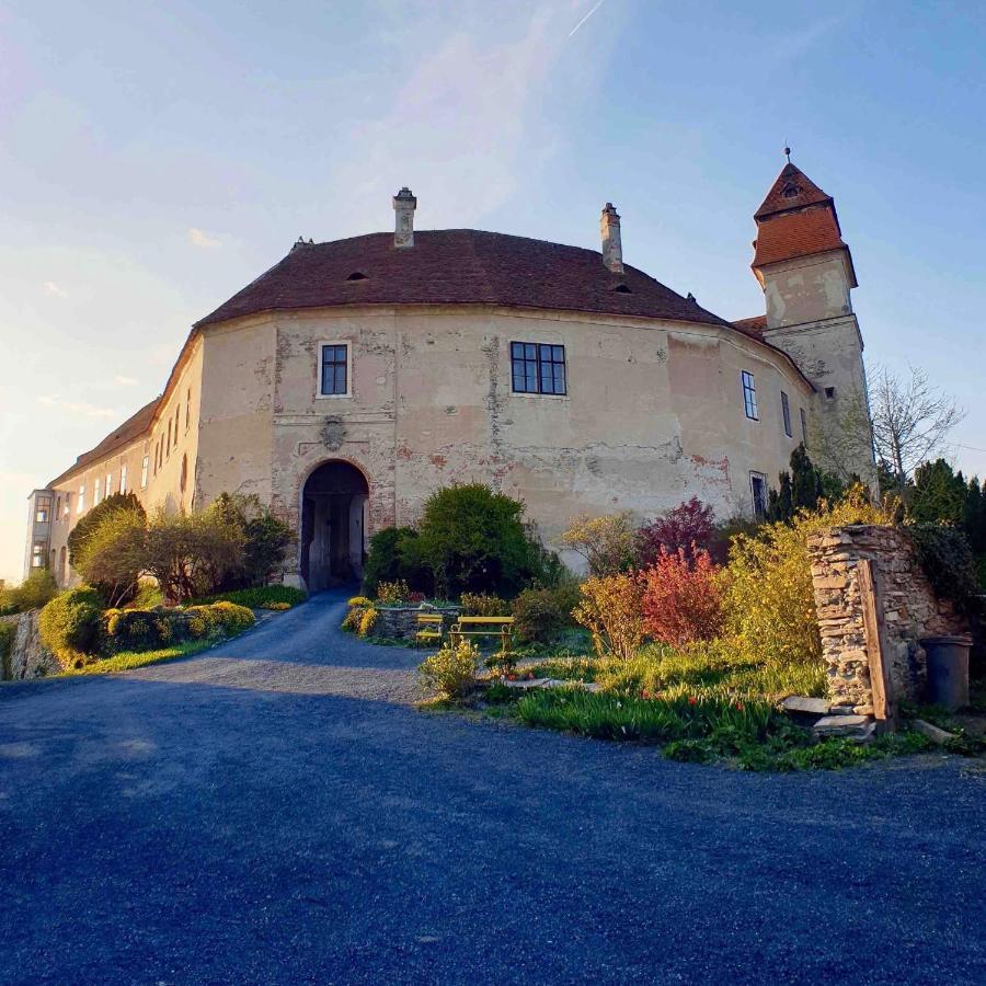 Hotel Burg Bernstein Exterior foto